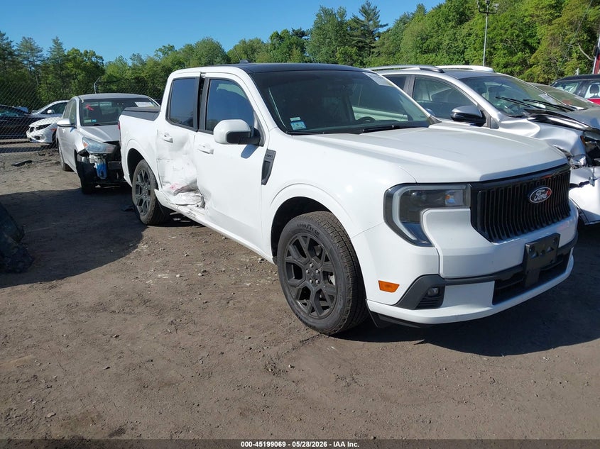 2025 Ford Maverick VIN 3FTCW8TA6SRA57076 IAAI salvage auction — SIDE, Salvage Title, sold $10,600 on 2026-07-28 (photo 1)