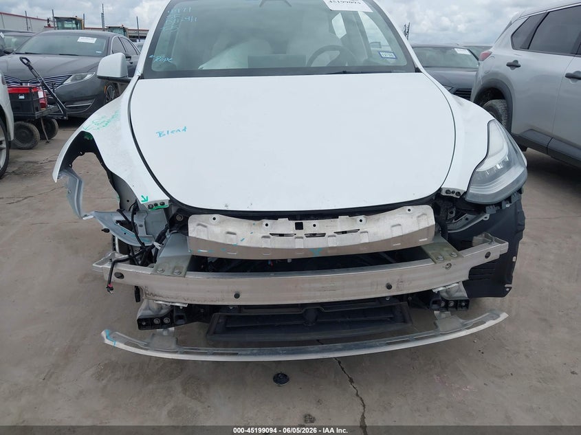 2021 Tesla Model y VIN 5YJYGDEE6MF306587 IAAI salvage auction — RIGHT FRONT, Original (Texas), sold $8,600 on 2026-07-13 (photo 6)