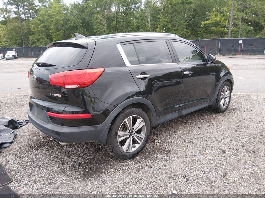 2014 Kia Sportage VIN KNDPC3A64E7588431 IAAI salvage auction — LEFT & RIGHT, Salvage Title, sold $1,325 on 2026-07-15 (photo 4)