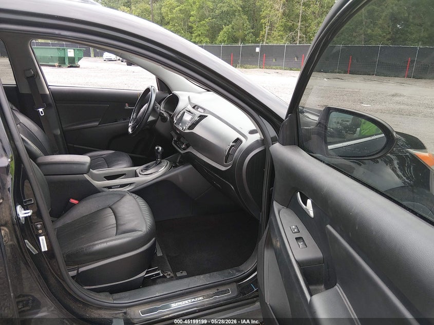 2014 Kia Sportage VIN KNDPC3A64E7588431 IAAI salvage auction — LEFT & RIGHT, Salvage Title, sold $1,325 on 2026-07-15 (photo 5)