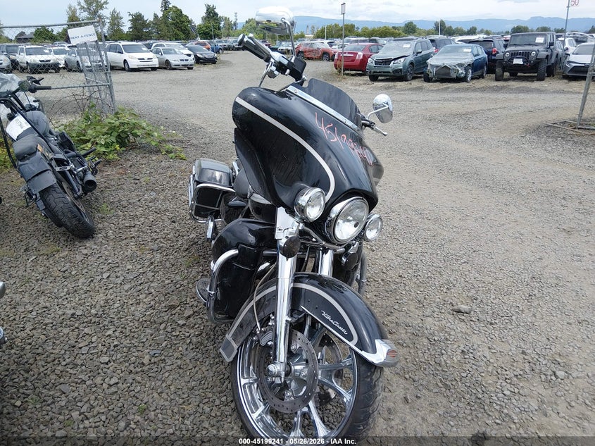 2003 Harley-davidson Flhtcui VIN 1HD1FCW113Y637990 IAAI salvage auction — RIGHT SIDE, Salvage (Oregon), sold $2,500 on 2026-07-07 (photo 5)