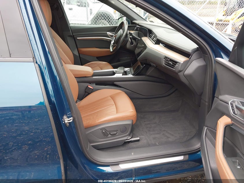 2022 Audi E-tron VIN WA1AABGE9NB009784 IAAI salvage auction — FRONT END, Wait Title, sold $9,800 on 2026-08-26 (photo 5)