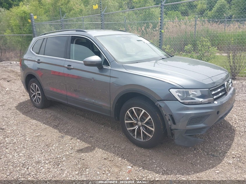 2019 Volkswagen Tiguan VIN 3VV2B7AX8KM016004 IAAI salvage auction — LEFT FRONT, Salvage Title, sold $25 on 2026-08-30 (photo 1)