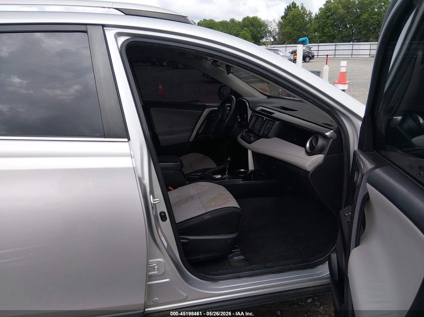 2016 Toyota Rav 4 VIN JTMRJREV9GD020151 IAAI salvage auction — REAR END, Salvage Title, sold $4,800 on 2026-07-29 (photo 5)