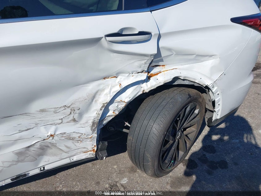 2024 Mitsubishi Outlander VIN JA4J3VA8XRZ011622 IAAI salvage auction — REAR END, Wait Title, sold $7,225 on 2026-08-21 (photo 6)