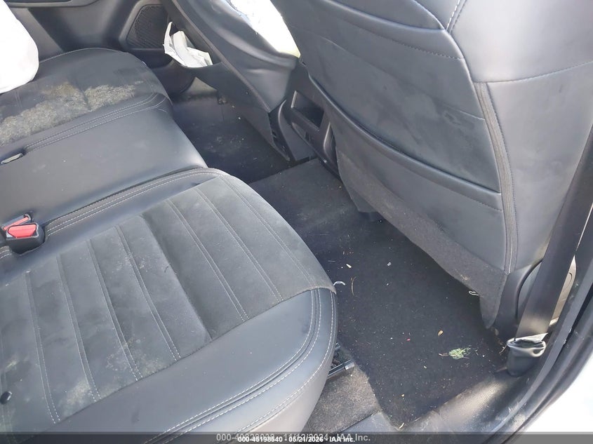 2024 Mitsubishi Outlander VIN JA4J3VA8XRZ011622 IAAI salvage auction — REAR END, Wait Title, sold $7,225 on 2026-08-21 (photo 8)
