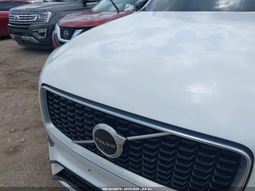 2020 Volvo Xc90 VIN YV4A22PM9L1620280 IAAI salvage auction — HAIL, Clear (Oklahoma), sold $19,800 on 2026-08-19 (photo 6)