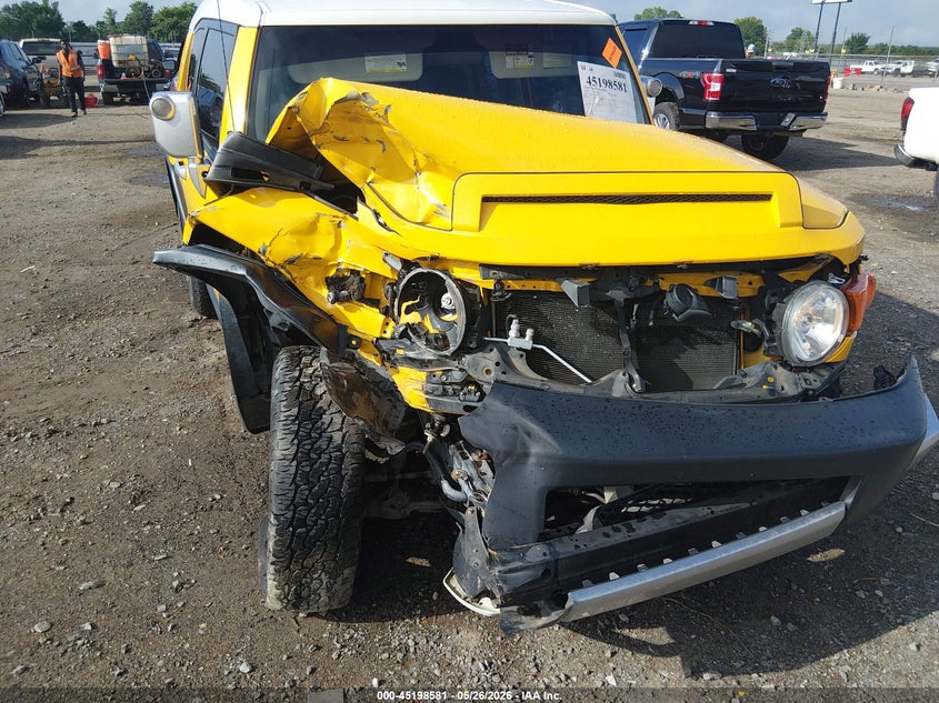 2007 Toyota Fj cruiser VIN JTEBU11F970049743 IAAI salvage auction — FRONT END, Clear (Arkansas), sold $3,050 on 2026-07-29 (photo 6)