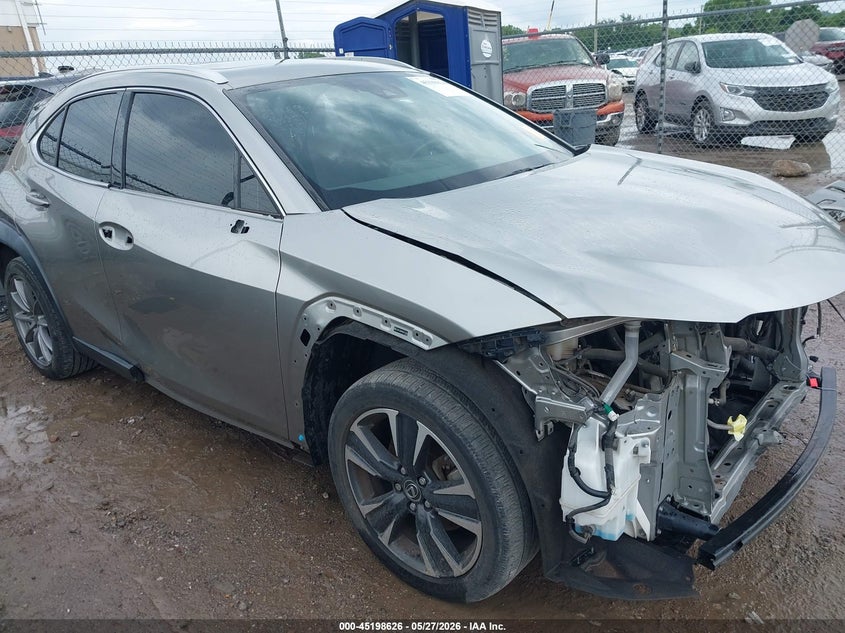 2019 Lexus Ux VIN JTHY3JBH5K2017465 IAAI salvage auction — FRONT END, Clear (Oklahoma), sold $3,750 on 2026-07-15 (photo 1)