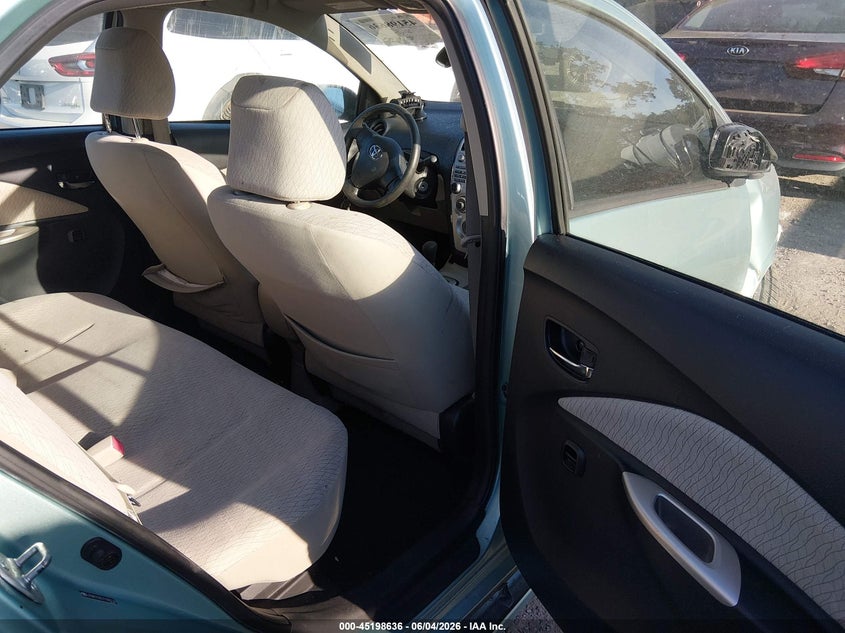 2007 Toyota Yaris VIN JTDBT923571030126 IAAI salvage auction — RIGHT SIDE, Salvage (Tennessee), sold $450 on 2026-07-15 (photo 8)
