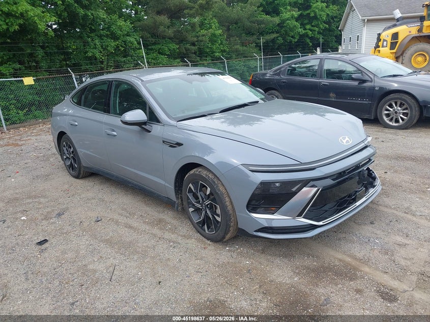 2024 Hyundai Sonata VIN KMHL64JAXRA423214 IAAI salvage auction — LEFT FRONT, Salvage Title, sold $8,800 on 2026-07-06 (photo 1)