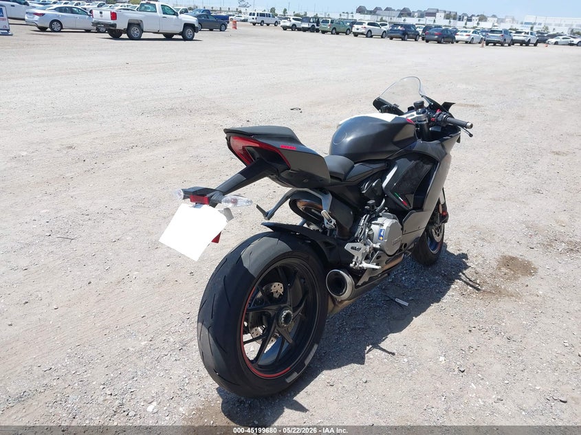 2024 Ducati Panigale VIN ZDMHAATW6RB013556 IAAI salvage auction — FRONT END, Salvage (California), sold $8,950 on 2026-07-14 (photo 4)