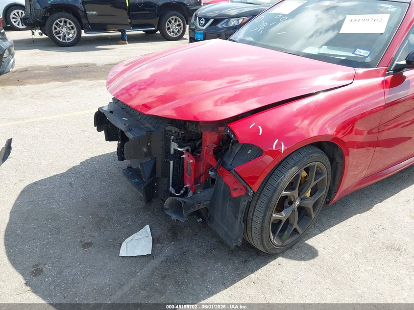 2020 Alfa romeo Giulia VIN ZARFANAN8L7633331 IAAI salvage auction — FRONT END, Original (Texas), sold $7,550 on 2026-08-07 (photo 6)