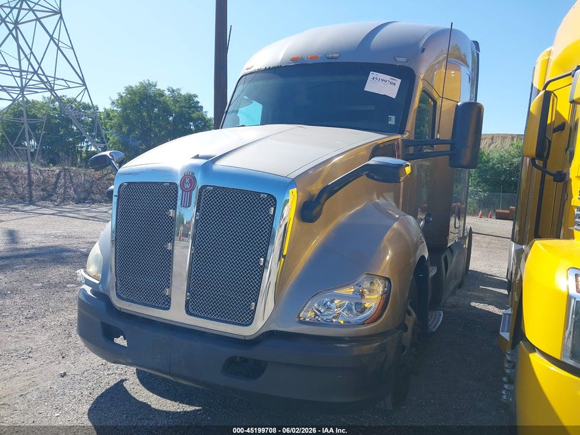 2019 Kenworth T680 VIN 1XKYDP9X7KJ242091 IAAI salvage auction — FRONT END, Original (West Virginia), sold $11,950 on 2026-08-20 (photo 2)