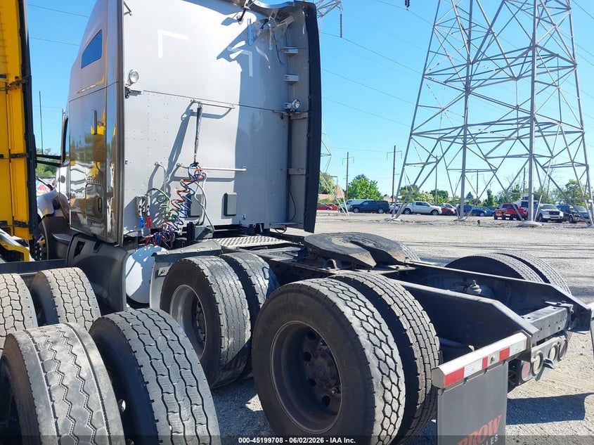 2019 Kenworth T680 VIN 1XKYDP9X7KJ242091 IAAI salvage auction — FRONT END, Original (West Virginia), sold $11,950 on 2026-08-20 (photo 3)