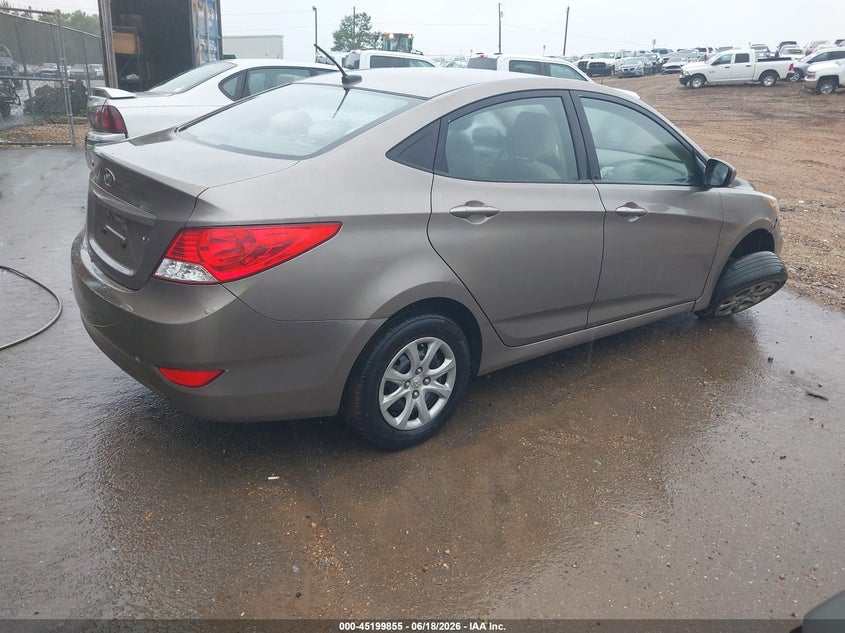 2013 Hyundai Accent VIN KMHCT4AE2DU521057 IAAI salvage auction — RIGHT FRONT, Clear (Mississippi), sold $475 on 2026-07-09 (photo 4)