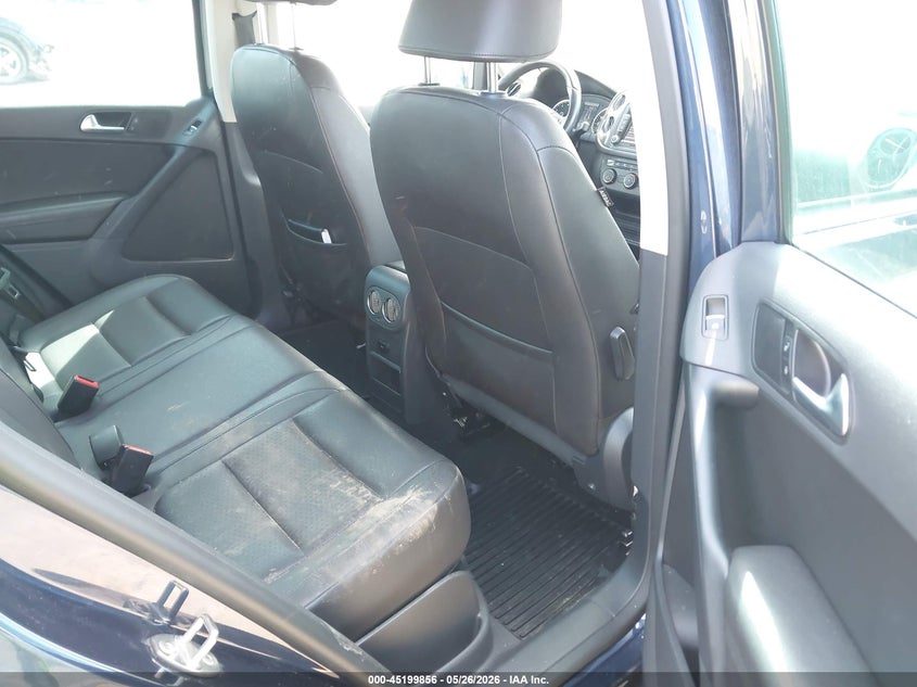 2014 Volkswagen Tiguan VIN WVGBV3AX3EW544726 IAAI salvage auction — LEFT FRONT, Salvage Title, sold $400 on 2026-07-21 (photo 8)