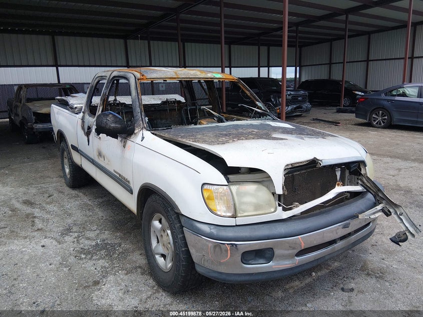 2001 Toyota Tundra VIN 5TBRN34131S199727 IAAI salvage auction — Burn Interior, Non-Repairable (Texas), sold $350 on 2026-07-07 (photo 1)