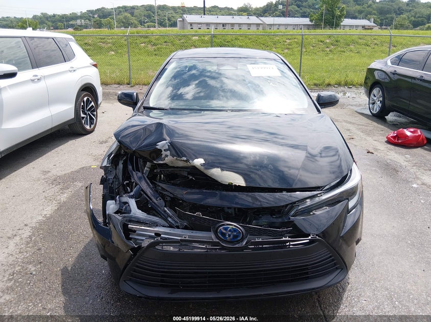 2025 Toyota Corolla VIN JTDBCMFE4SJ038161 IAAI salvage auction — RIGHT FRONT, Salvage (Missouri), sold $5,900 on 2026-08-01 (photo 6)