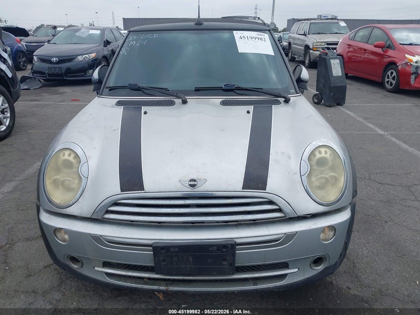 2007 Mini Cooper VIN WMWRF33527TF66331 IAAI salvage auction — NORMAL WEAR, Salvage (California), sold $200 on 2026-08-13 (photo 6)