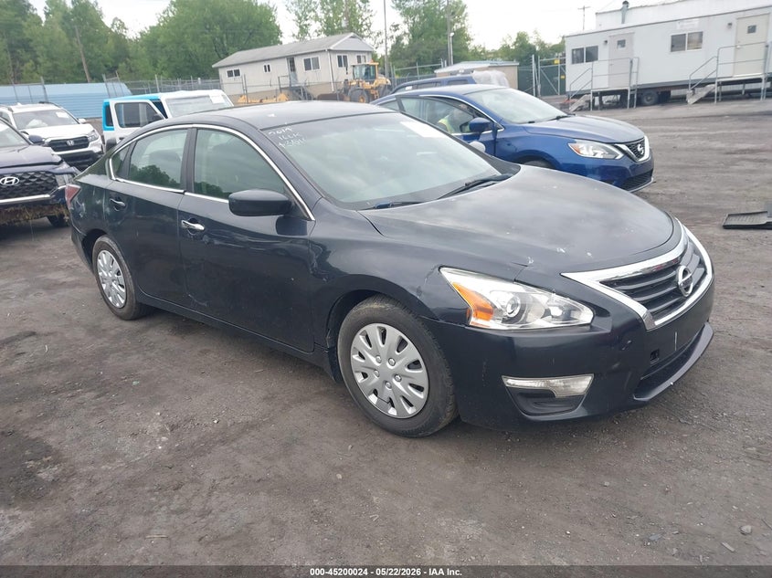 2014 Nissan Altima VIN 1N4AL3APXEC424256 IAAI salvage auction — NORMAL WEAR, Reconstructed (Massachusetts), sold $450 on 2026-07-11 (photo 1)