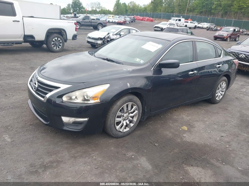 2014 Nissan Altima VIN 1N4AL3APXEC424256 IAAI salvage auction — NORMAL WEAR, Reconstructed (Massachusetts), sold $450 on 2026-07-11 (photo 2)