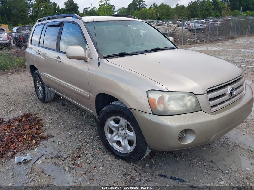 2004 Toyota Highlander VIN JTEGD21A040086367 IAAI salvage auction — NORMAL WEAR, Clear-Dealer Only (North Carolina), sold $975 on 2026-07-14 (photo 1)