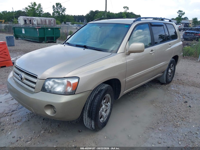 2004 Toyota Highlander VIN JTEGD21A040086367 IAAI salvage auction — NORMAL WEAR, Clear-Dealer Only (North Carolina), sold $975 on 2026-07-14 (photo 2)