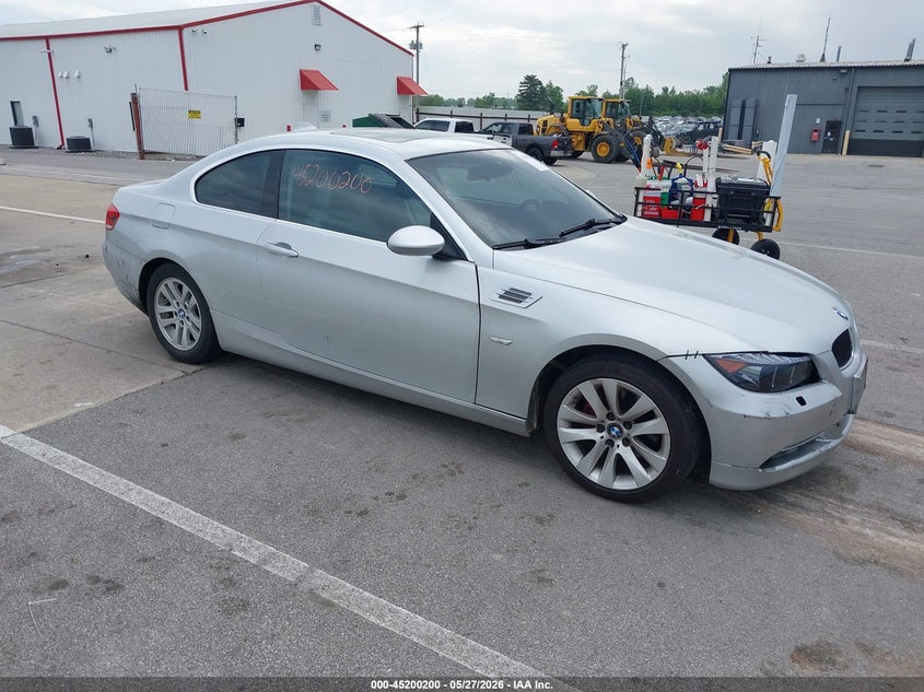 2008 BMW 3 series VIN WBAWC33578PD09283 IAAI salvage auction — NORMAL WEAR, Clear (Indiana), sold $275 on 2026-07-12 (photo 1)