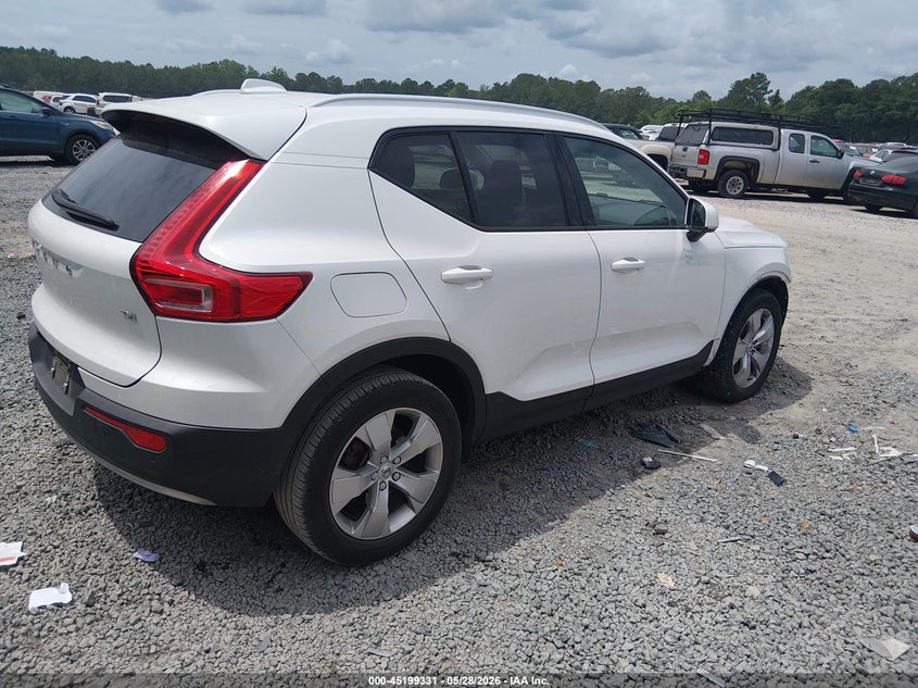 2022 Volvo Xc40 VIN YV4AC2HK6N2748404 IAAI salvage auction — FRONT END, Salvage Title, sold $7,300 on 2026-07-15 (photo 4)