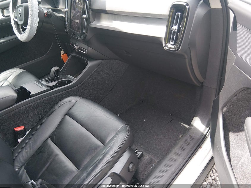 2022 Volvo Xc40 VIN YV4AC2HK6N2748404 IAAI salvage auction — FRONT END, Salvage Title, sold $7,300 on 2026-07-15 (photo 5)