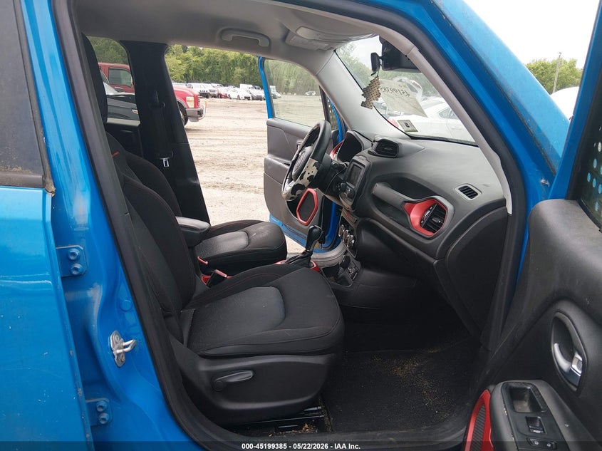 2015 Jeep Renegade VIN ZACCJBCT9FPB50705 IAAI salvage auction — NORMAL WEAR, Salvage (Texas), sold $725 on 2026-07-21 (photo 5)