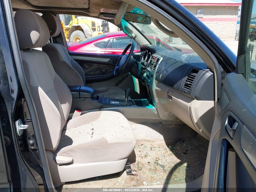 2004 Toyota 4runner VIN JTEBU14R140038415 IAAI salvage auction — ROLLOVER, Salvage (Maine), sold $1,200 on 2026-07-09 (photo 5)
