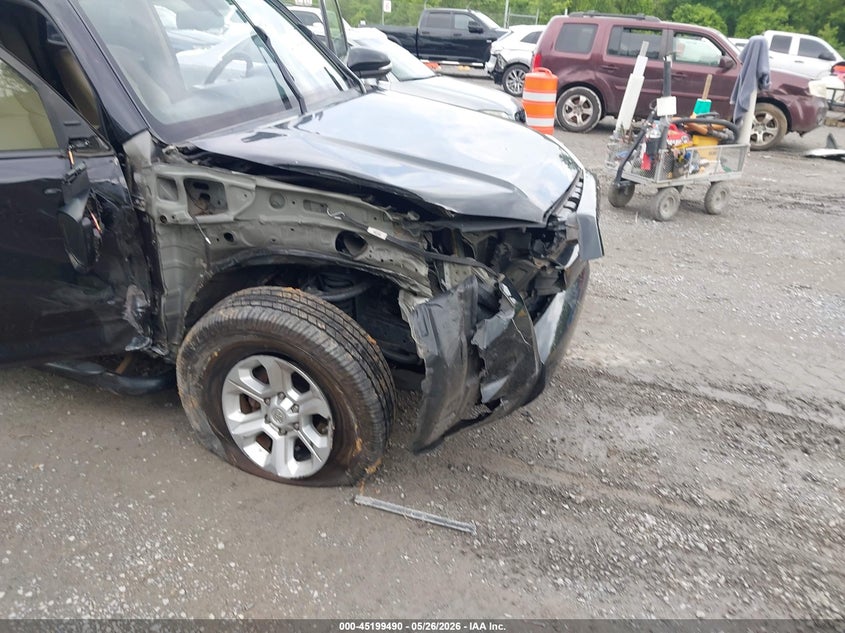 2017 Toyota 4runner VIN JTEBU5JRXH5459005 IAAI salvage auction — FRONT END, Salvage (Virginia), sold $7,300 on 2026-07-30 (photo 6)
