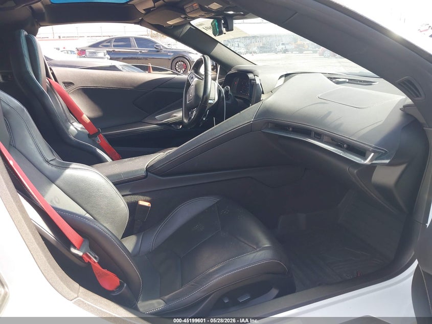2021 Chevrolet Corvette VIN 1G1YA2D46M5109704 IAAI salvage auction — FRONT & REAR, Salvage Title, sold $41,250 on 2026-07-21 (photo 5)