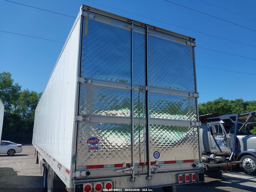 2018 Utility trailer mfg Unknown VIN 1UYVS253XJ2279902 IAAI salvage auction — UNKNOWN, Original (West Virginia), sold $20,400 on 2026-08-19 (photo 5)