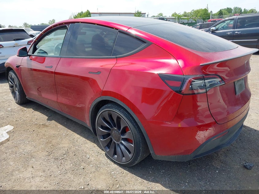 2024 Tesla Model y VIN 7SAYGDEF2RA272180 IAAI salvage auction — FRONT END, Salvage Title, sold $17,050 on 2026-07-09 (photo 3)
