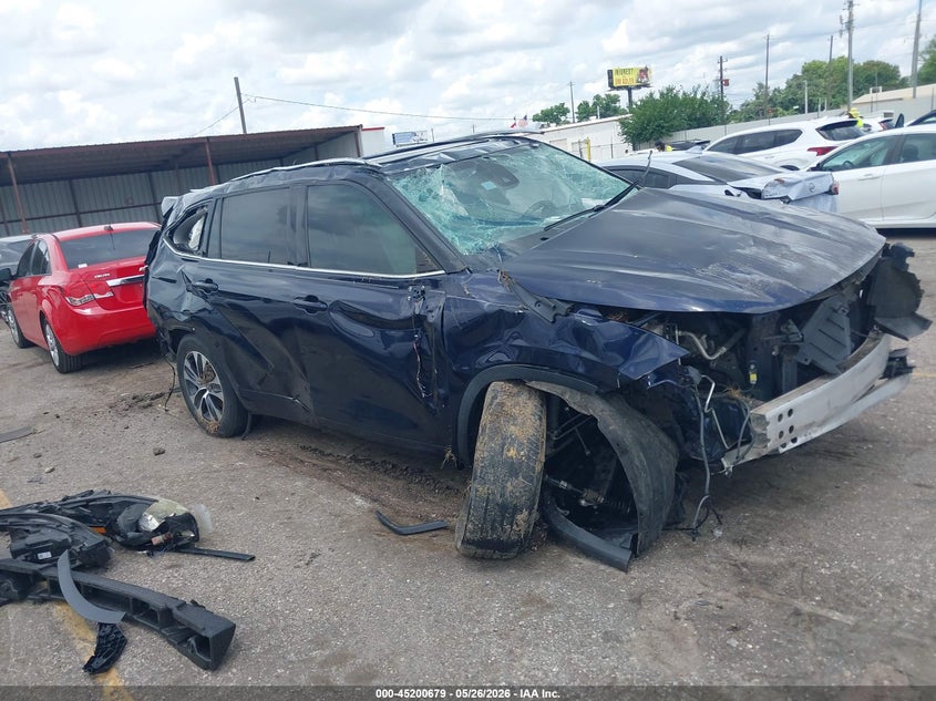 2020 Toyota Highlander VIN 5TDGZRAH7LS009129 IAAI salvage auction — ROLLOVER, Salvage Title, sold $25 on 2026-07-29 (photo 1)