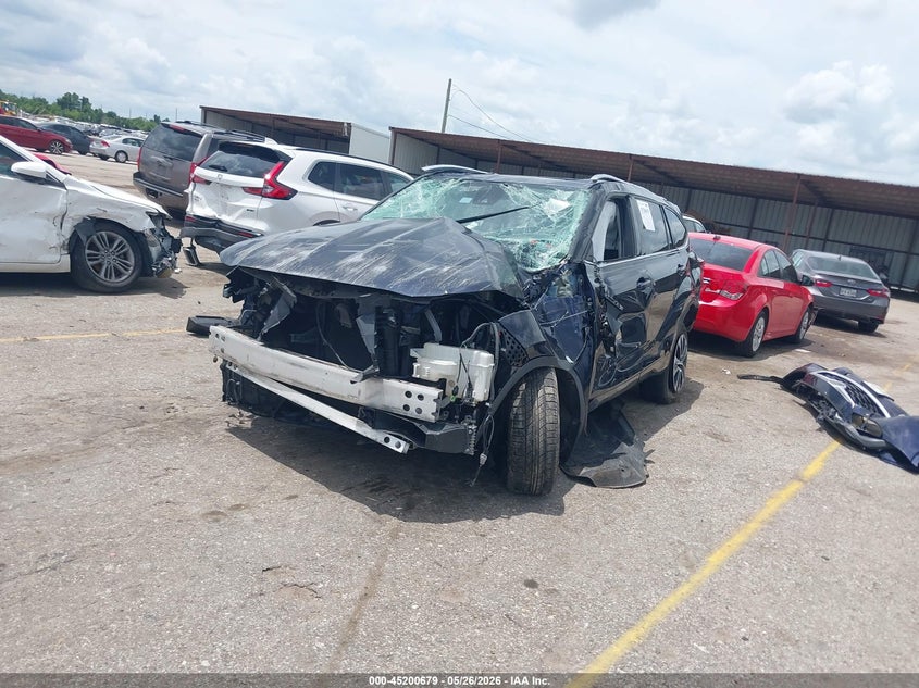 2020 Toyota Highlander VIN 5TDGZRAH7LS009129 IAAI salvage auction — ROLLOVER, Salvage Title, sold $25 on 2026-07-29 (photo 2)