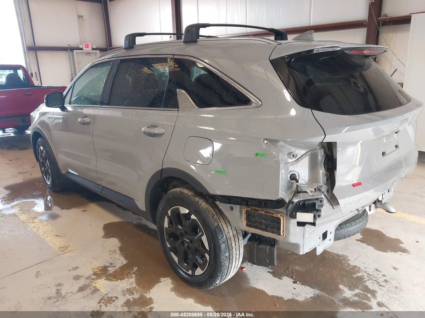 2024 Kia Sorento VIN 5XYRL4JC2RG303643 IAAI salvage auction — REAR END, Salvage Title, sold $11,400 on 2026-07-17 (photo 3)