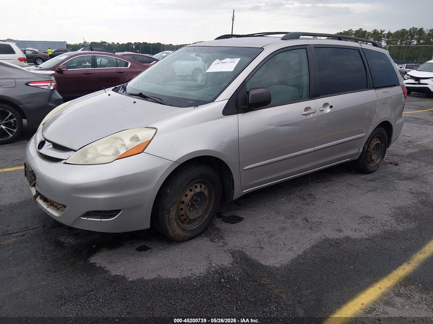 2007 Toyota Sienna VIN 5TDZK23C17S080726 IAAI salvage auction — NORMAL WEAR, Salvage (South Carolina), sold $675 on 2026-07-29 (photo 2)