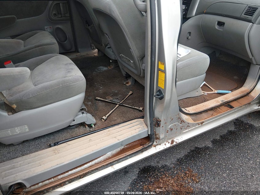 2007 Toyota Sienna VIN 5TDZK23C17S080726 IAAI salvage auction — NORMAL WEAR, Salvage (South Carolina), sold $675 on 2026-07-29 (photo 6)