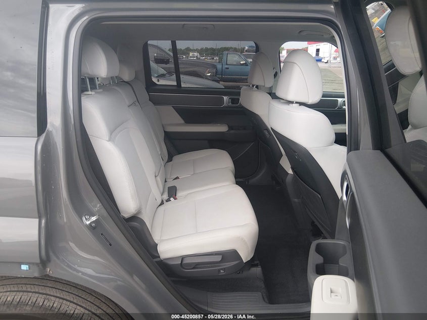 2025 Hyundai Santa fe VIN 5NMP14GL1SH135686 IAAI salvage auction — REAR END, Salvage Title, sold $11,200 on 2026-07-29 (photo 8)