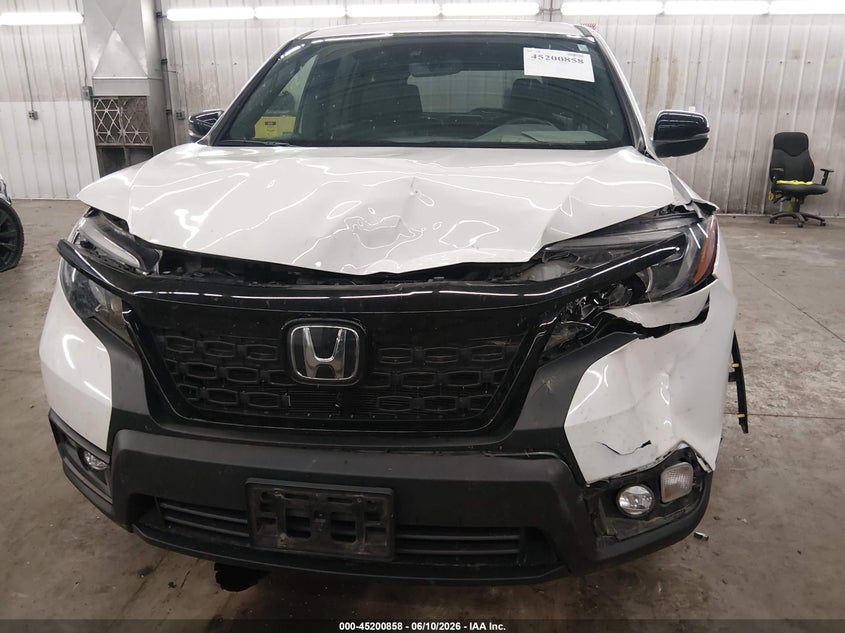 2021 Honda Passport VIN 5FNYF8H54MB015852 IAAI salvage auction — FRONT END, Salvage (Minnesota), sold $7,400 on 2026-07-21 (photo 6)