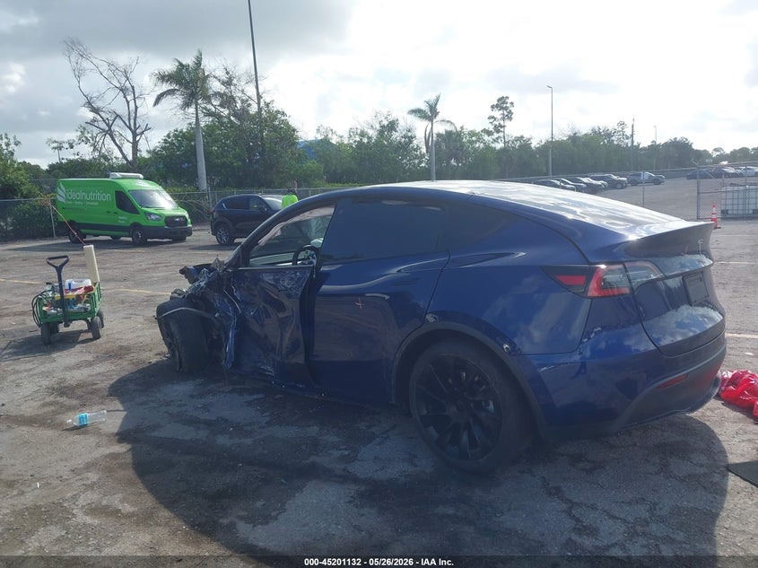 2021 Tesla Model y VIN 5YJYGDED8MF118242 IAAI salvage auction — LEFT SIDE, Certificate Of Destruction (Florida), sold $3,100 on 2026-07-20 (photo 3)