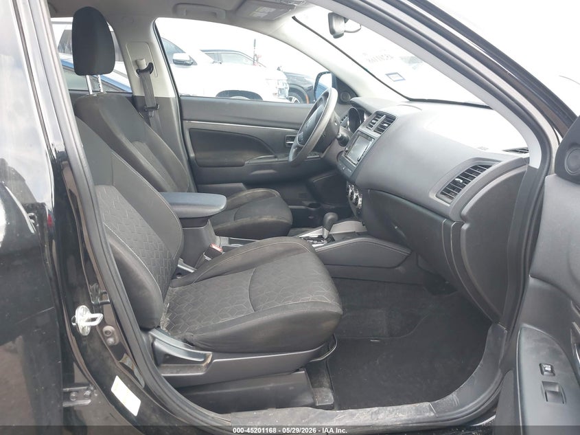 2021 Mitsubishi Outlander VIN JA4APUAU7MU027214 IAAI salvage auction — HAIL, Original (Texas), sold $4,050 on 2026-07-29 (photo 5)