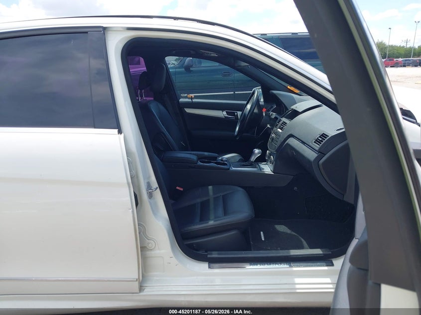 2011 Mercedes-benz C-klasse VIN WDDGF5EB5BA478891 IAAI salvage auction — FRONT END, Salvage (Texas), sold $300 on 2026-07-08 (photo 5)