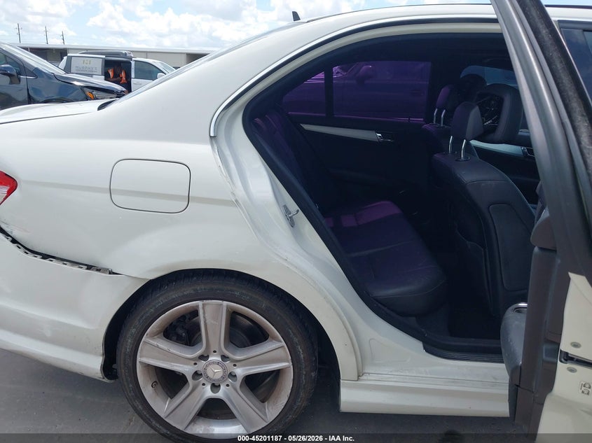 2011 Mercedes-benz C-klasse VIN WDDGF5EB5BA478891 IAAI salvage auction — FRONT END, Salvage (Texas), sold $300 on 2026-07-08 (photo 8)