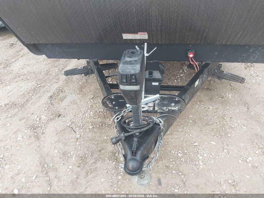 2022 Forest river Unknown VIN 5ZT2ARUB4NX026233 IAAI salvage auction — HAIL, Clear (Missouri), sold $2,550 on 2026-07-29 (photo 7)