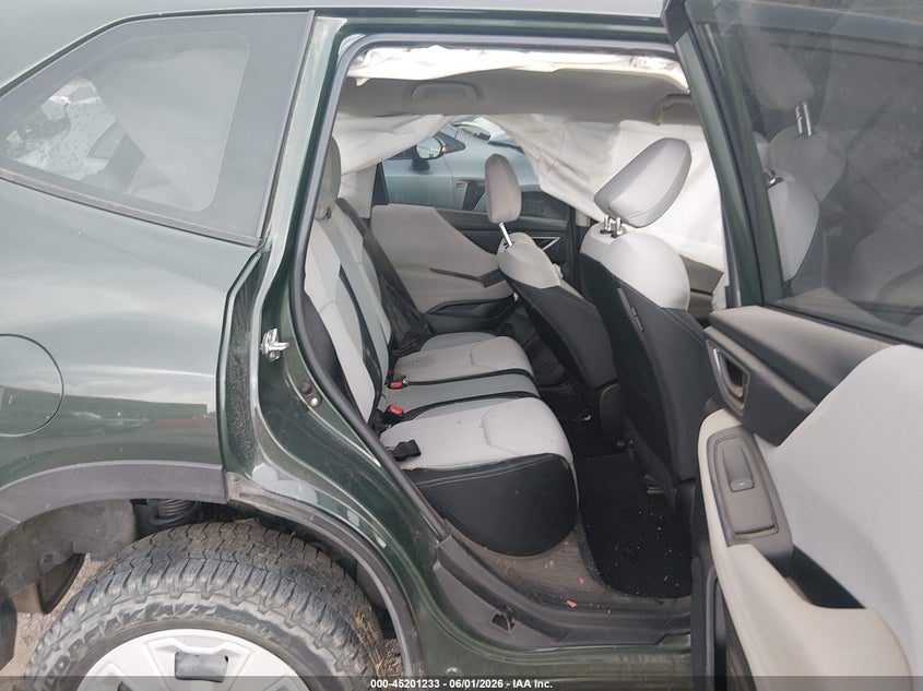 2023 Subaru Forester VIN JF2SKAAC0PH443375 IAAI salvage auction — ROLLOVER, Salvage Title, sold $700 on 2026-09-03 (photo 8)